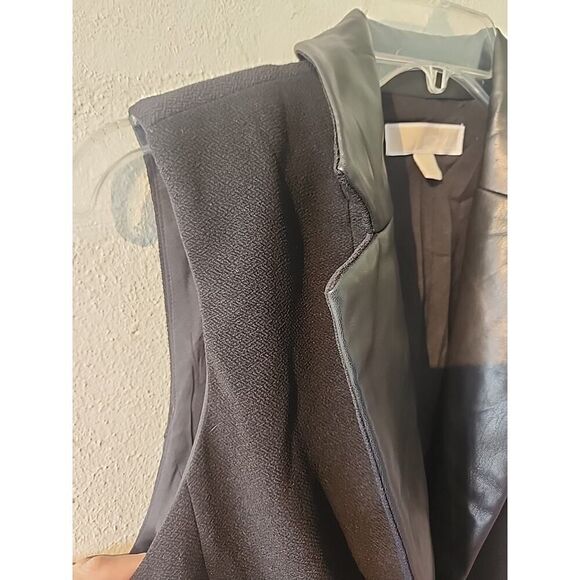 Michael Kors Sleeveless Vest Jacket 1 Button Black Faux Leather Small - Picture 5 of 6